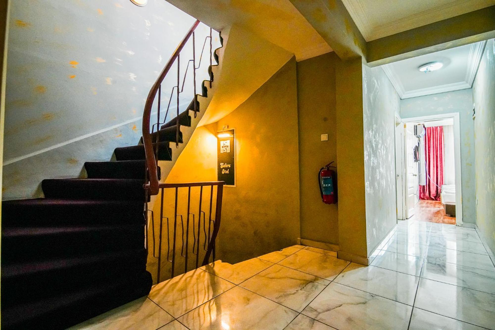 איסטמבול Sahra Otel מראה חיצוני תמונה